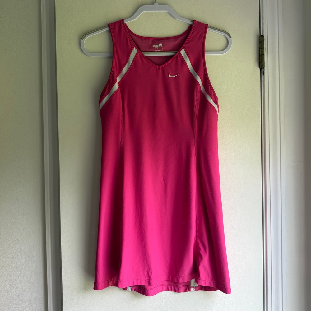 Nike Fit Dry Pink White Striped V-Neck Tennis Dress Womens Medium Built-in Bra